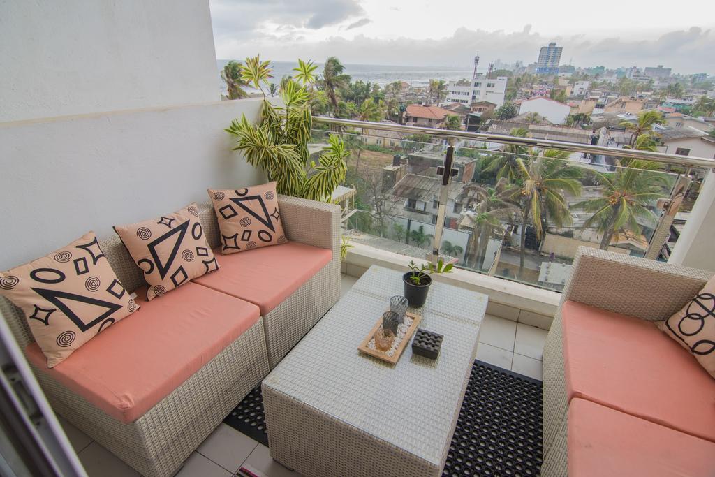 Cozy Sea View Luxury Apartment, Fully Furnished, 2 Bedrooms, 2 Bathrooms Dehiwala-Mount Lavinia Екстер'єр фото