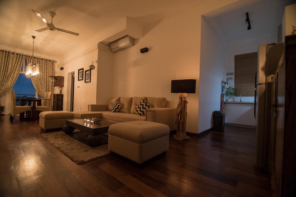 Cozy Sea View Luxury Apartment, Fully Furnished, 2 Bedrooms, 2 Bathrooms Dehiwala-Mount Lavinia Екстер'єр фото