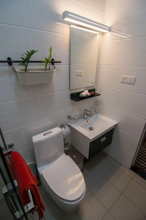 Cozy Sea View Luxury Apartment, Fully Furnished, 2 Bedrooms, 2 Bathrooms Dehiwala-Mount Lavinia Екстер'єр фото