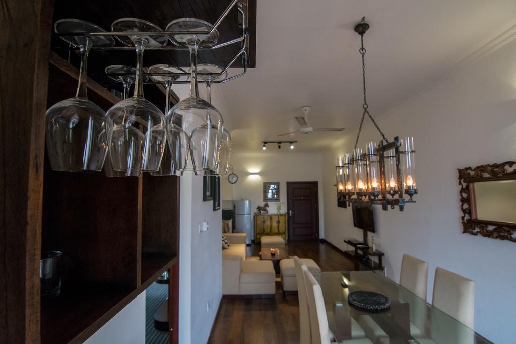 Cozy Sea View Luxury Apartment, Fully Furnished, 2 Bedrooms, 2 Bathrooms Dehiwala-Mount Lavinia Екстер'єр фото